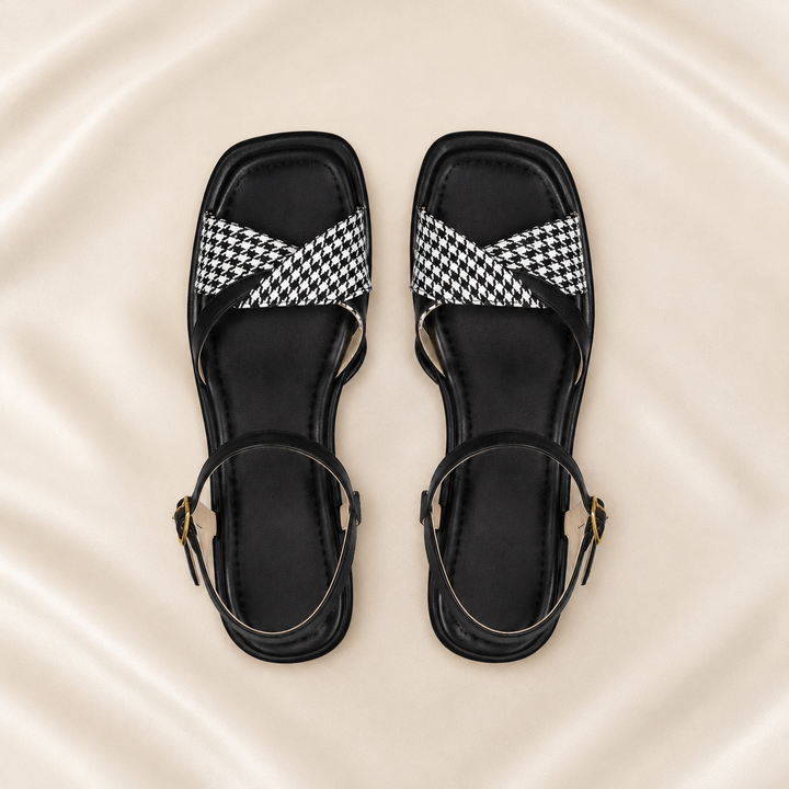 Jolie Sandals